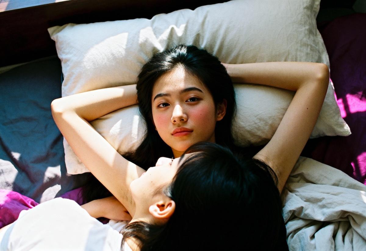 More information about "Are You A Pillow Princess? 7 Signs To Look For"